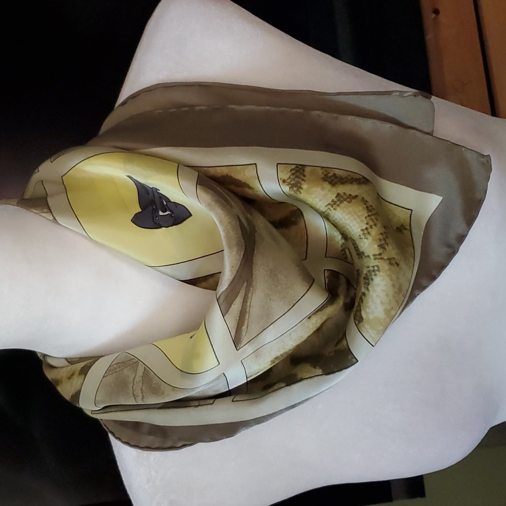Pure 100% silk animal print scarf
